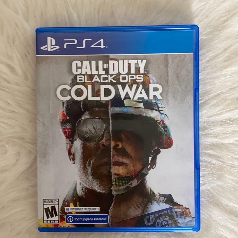 CALL OF DUTY GAME / USED ONCE